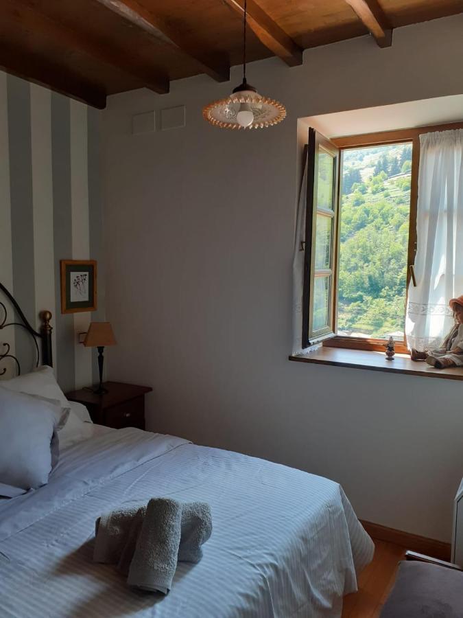 Villa La Casina De Santulaya à Cangas De Narcea Extérieur photo