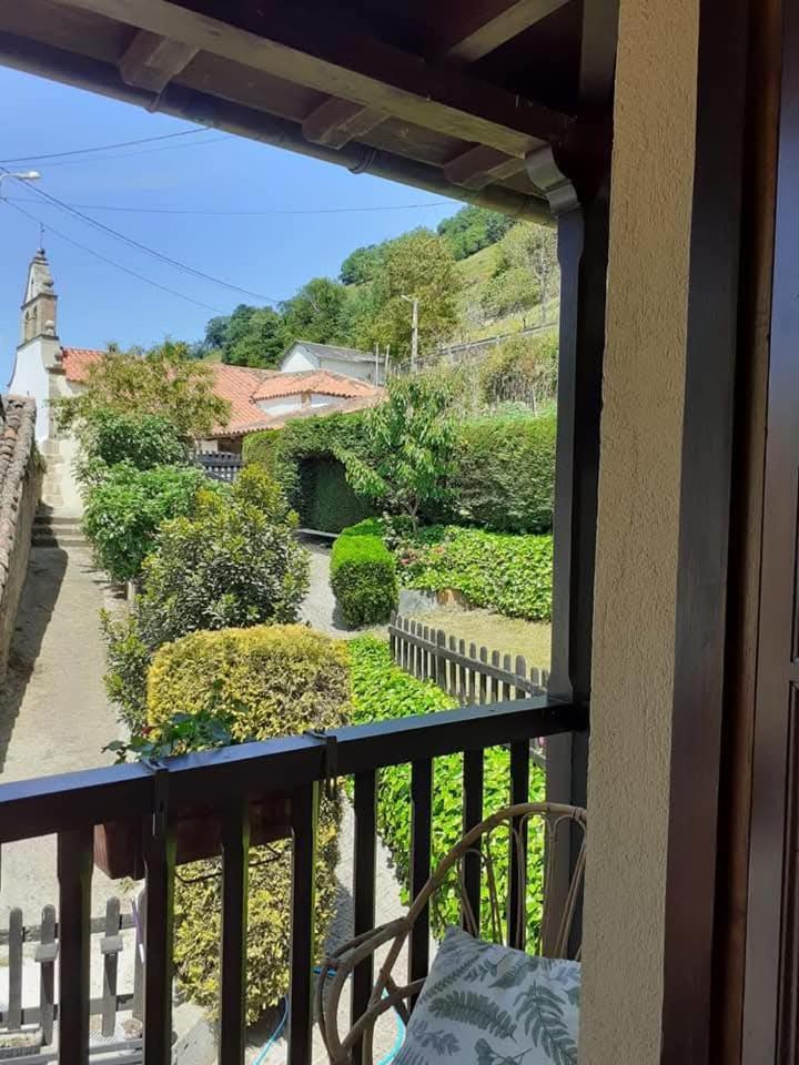 Villa La Casina De Santulaya à Cangas De Narcea Extérieur photo