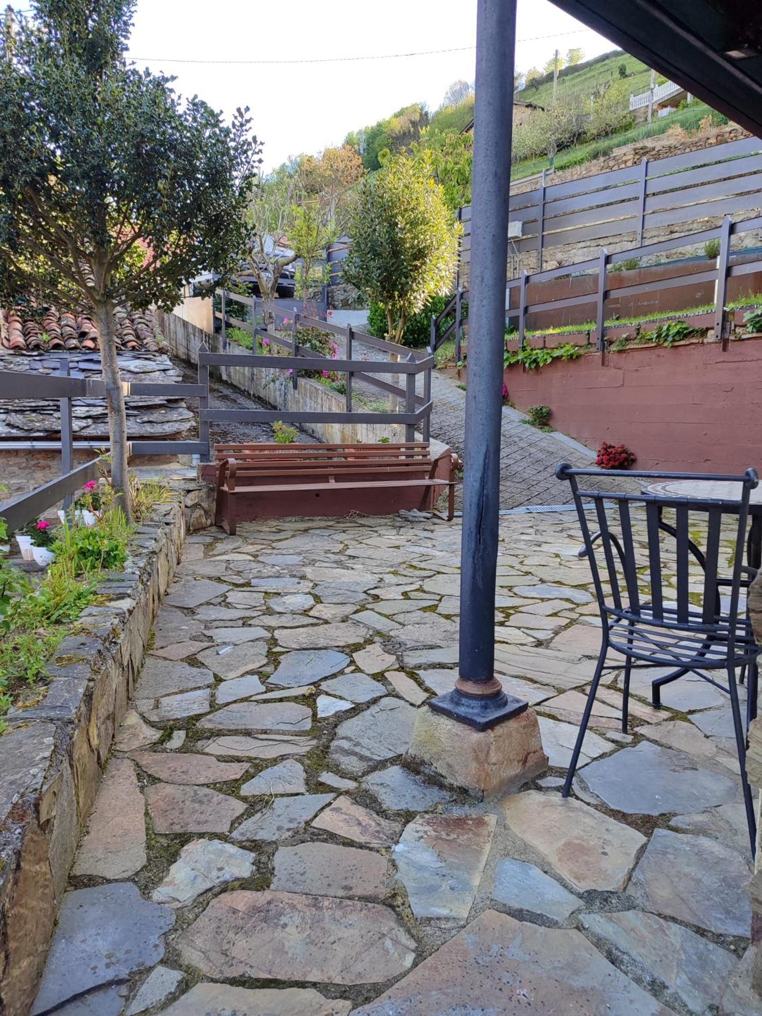 Villa La Casina De Santulaya à Cangas De Narcea Extérieur photo